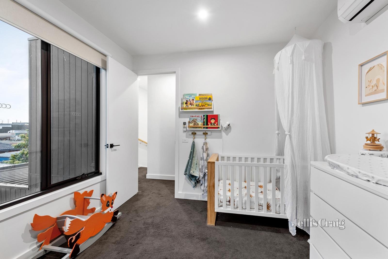 3B/2 Nina Court, Bentleigh East image 9