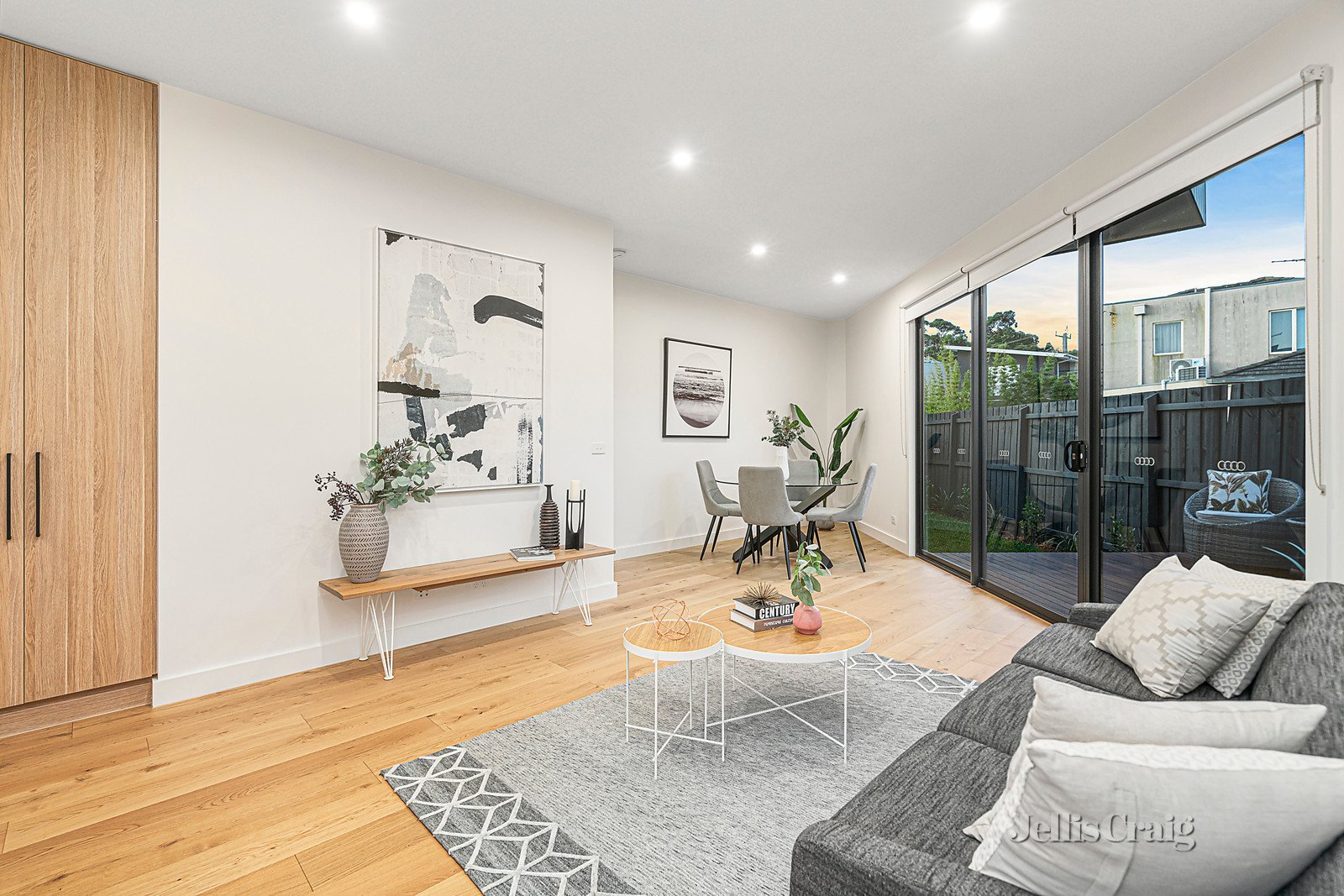 3B/2 Nina Court, Bentleigh East image 5