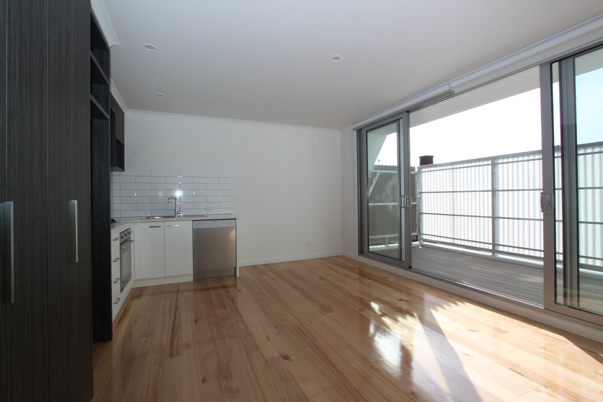 Property Gallery Thumbnail 2
