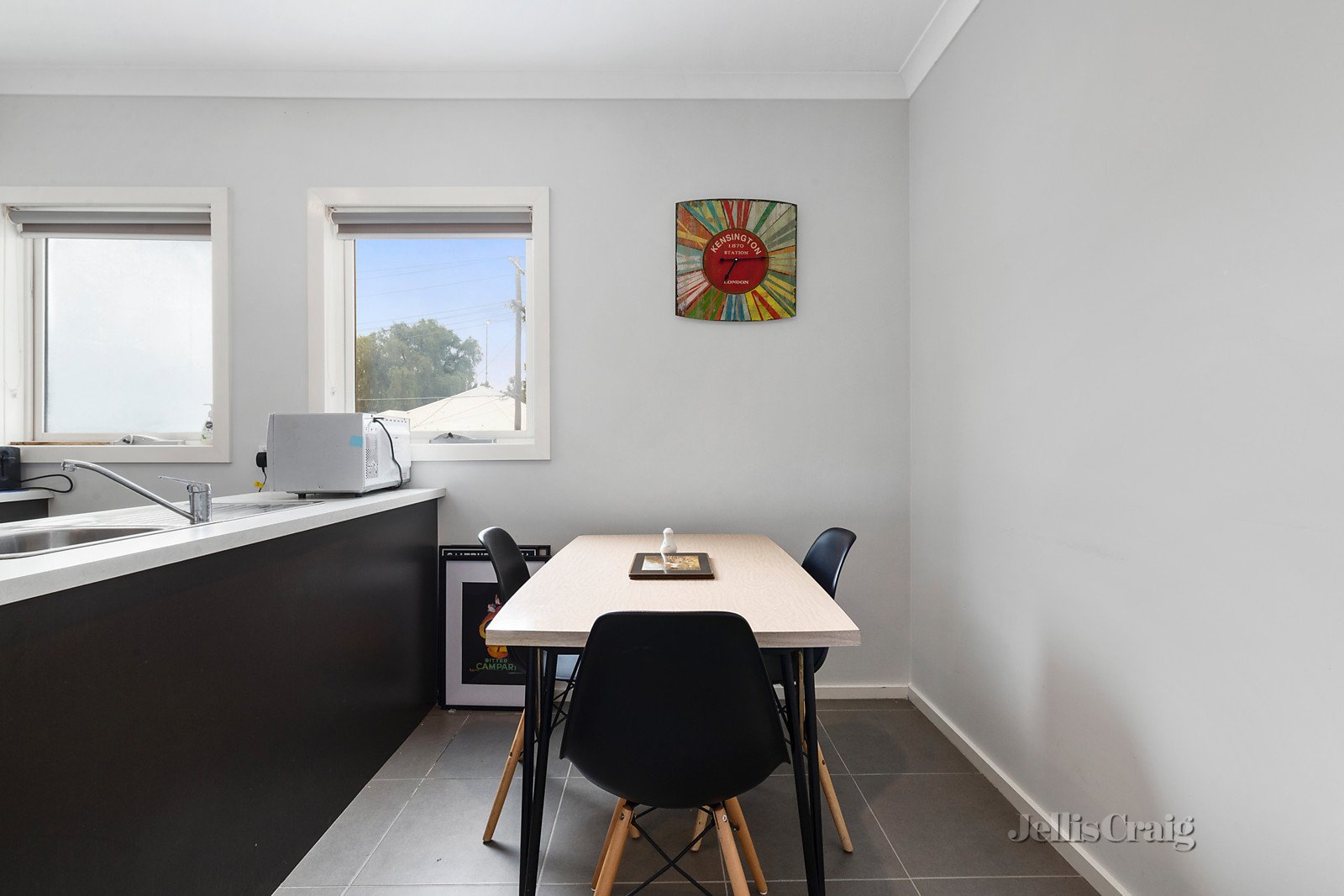 3C Haymes Crescent, Golden Point image 4