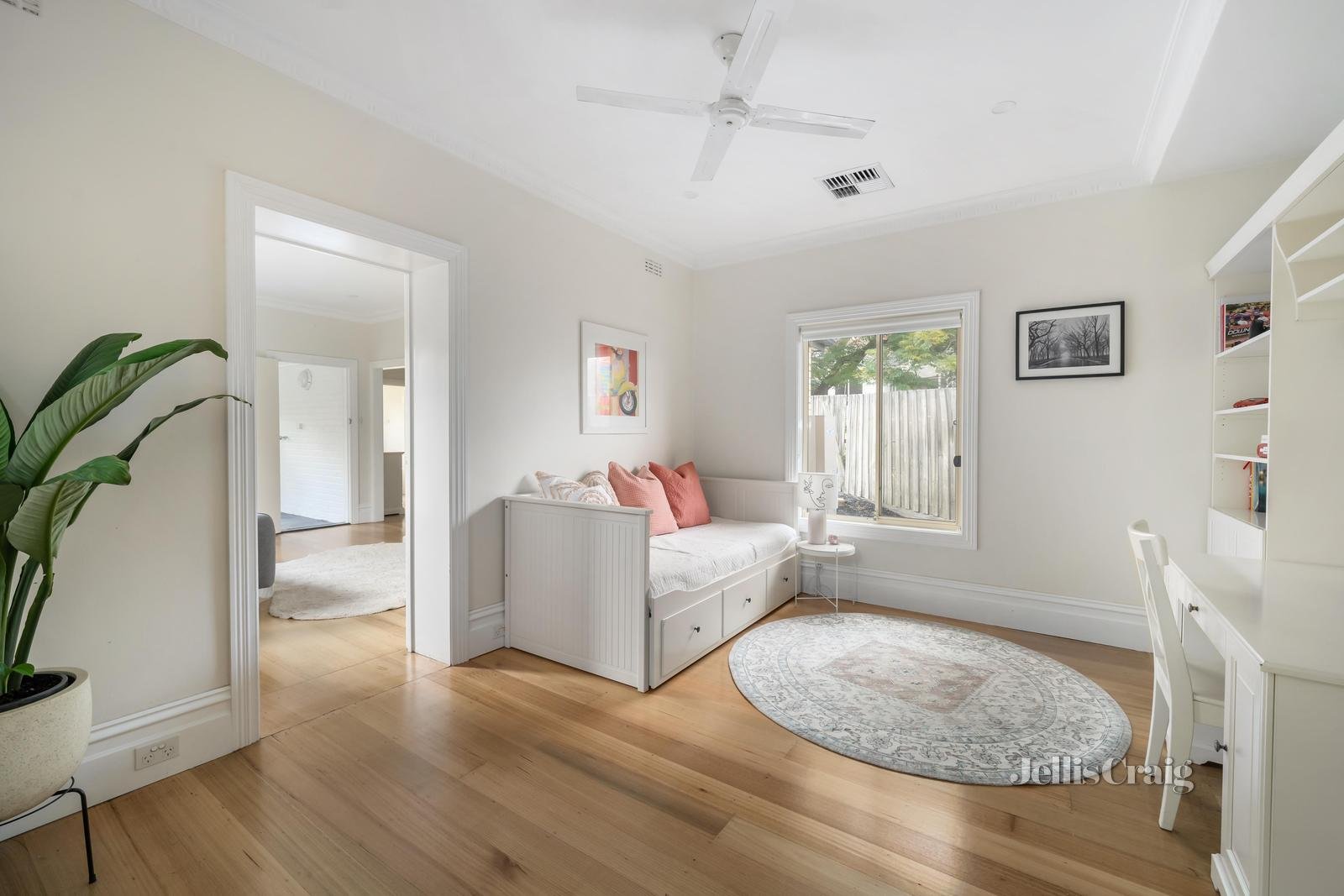 4 Adams Street, Murrumbeena image 5