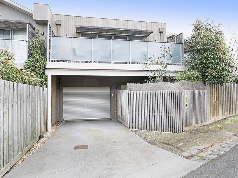 4 Agricultural Place, Geelong image 1