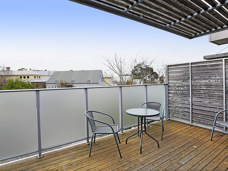 4 Agricultural Place, Geelong image 11