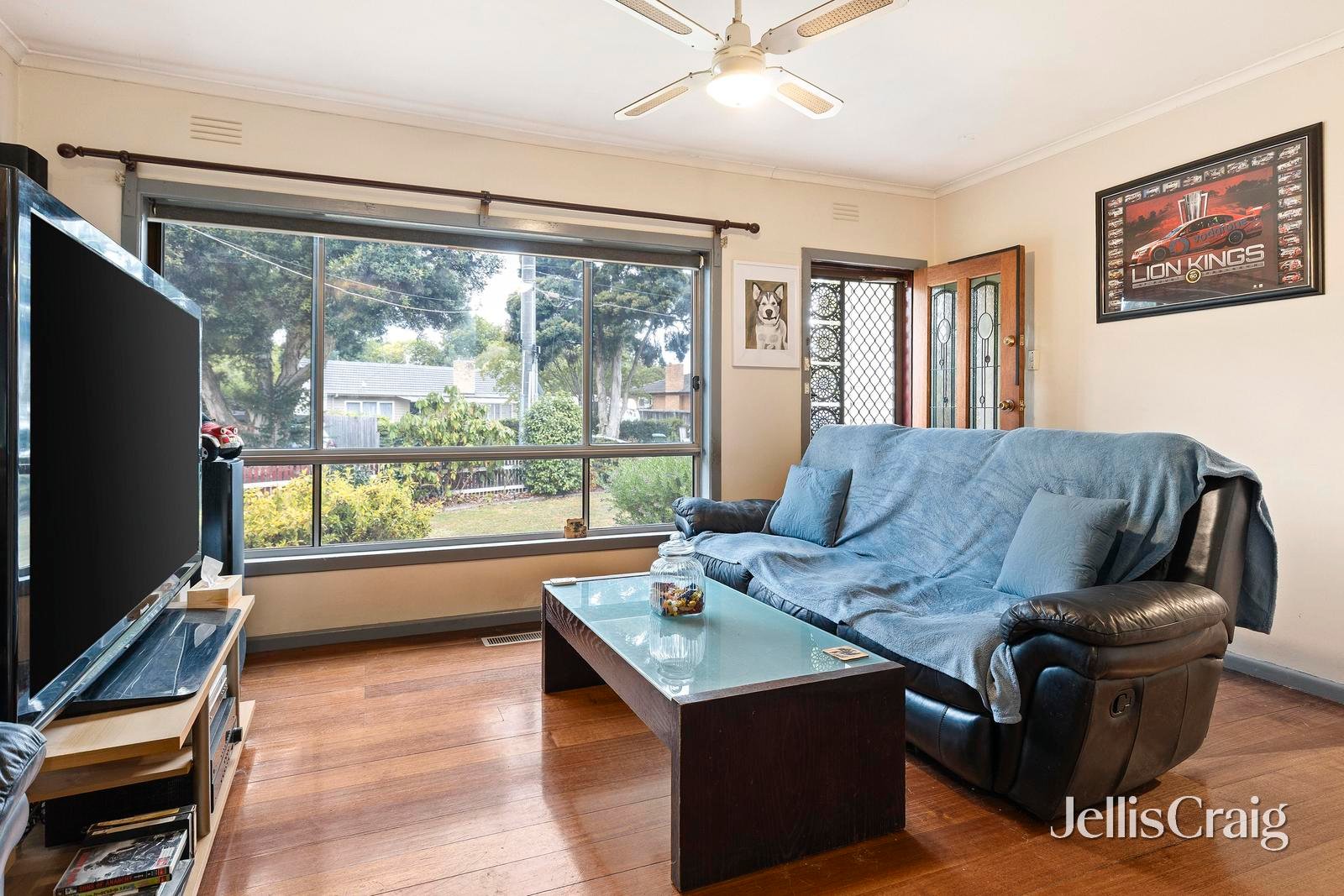 4 Allaware Avenue, Croydon image 3