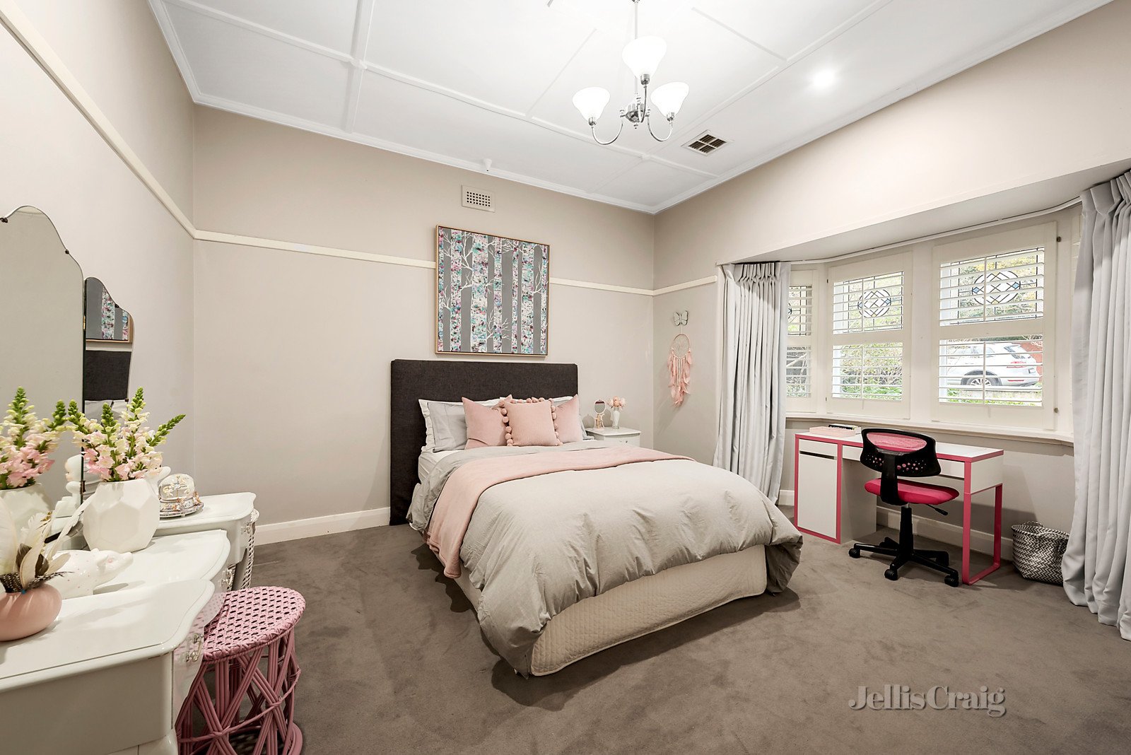 4 Allison Avenue, Glen Iris image 3