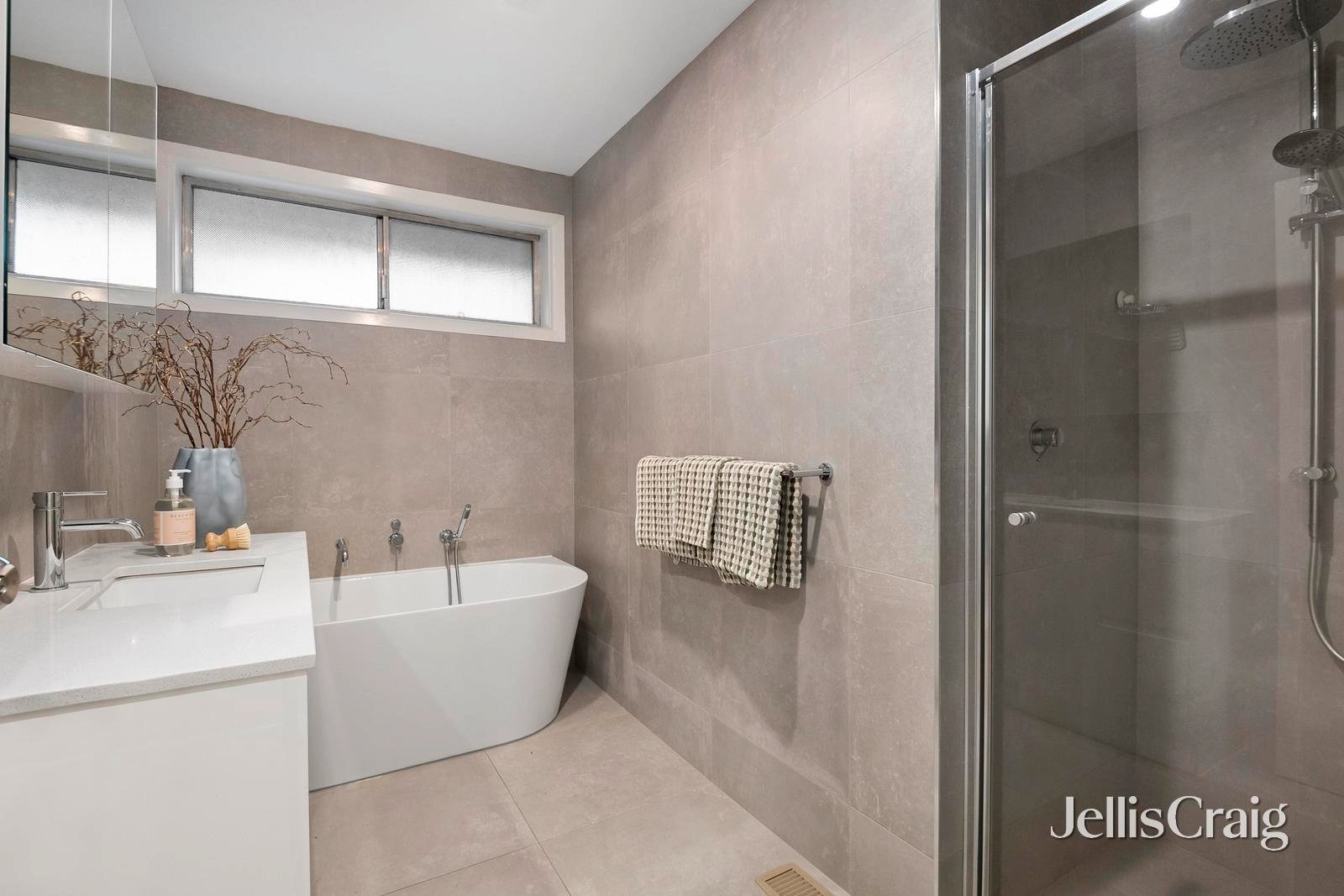 4 Aminga Court, Croydon image 7