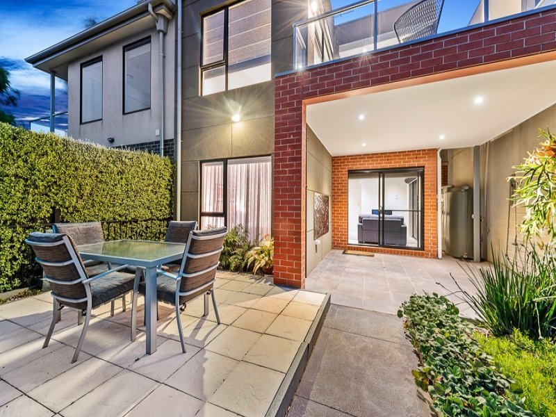 4 Angler Lane, Maribyrnong image 9