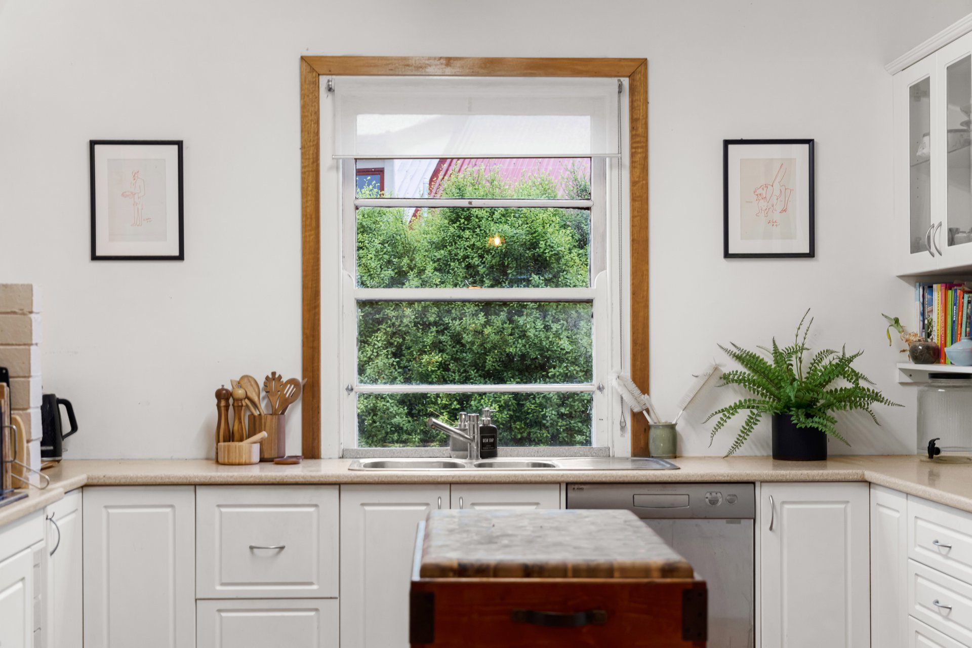 Property Gallery Thumbnail 6