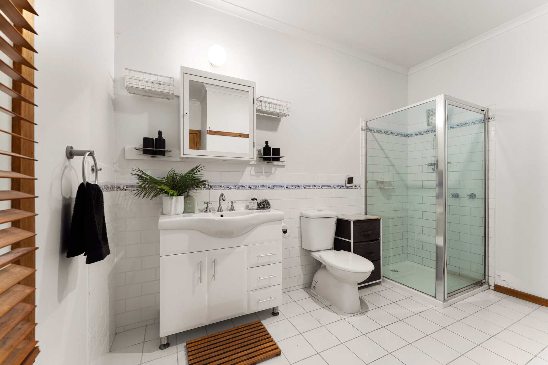 Property Gallery Thumbnail 11