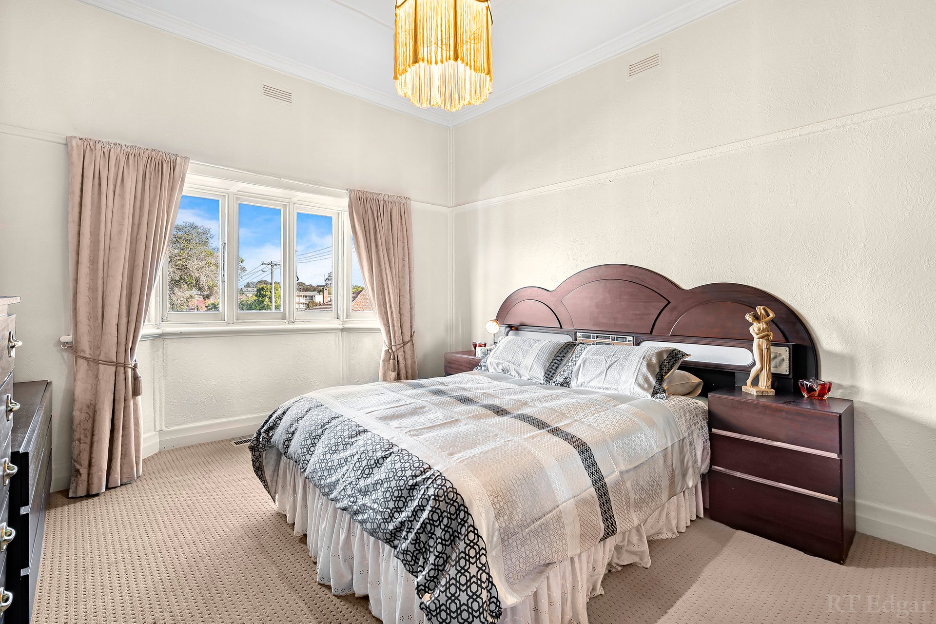 Property Gallery Thumbnail 7