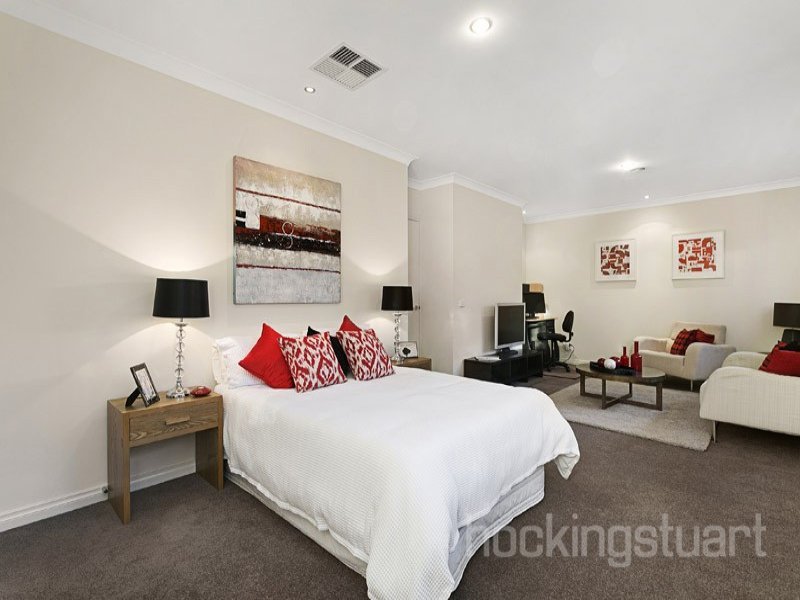 4 Ashby Court, Balwyn North image 8