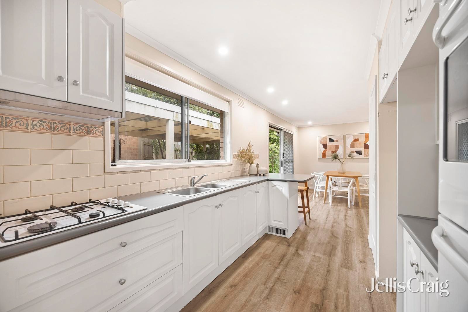 4 Athelstane Drive, Ringwood North image 4