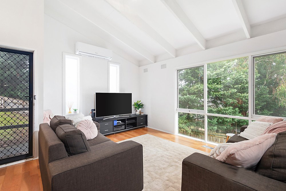 4 Baradine Road, Mooroolbark image 2