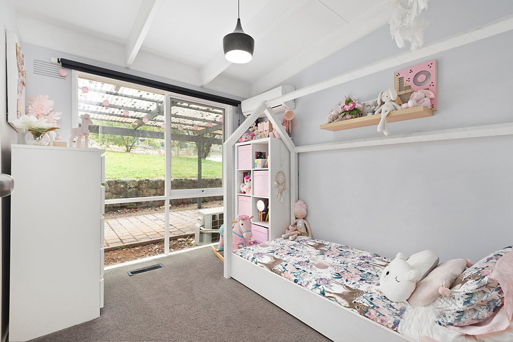 4 Baradine Road, Mooroolbark image 6