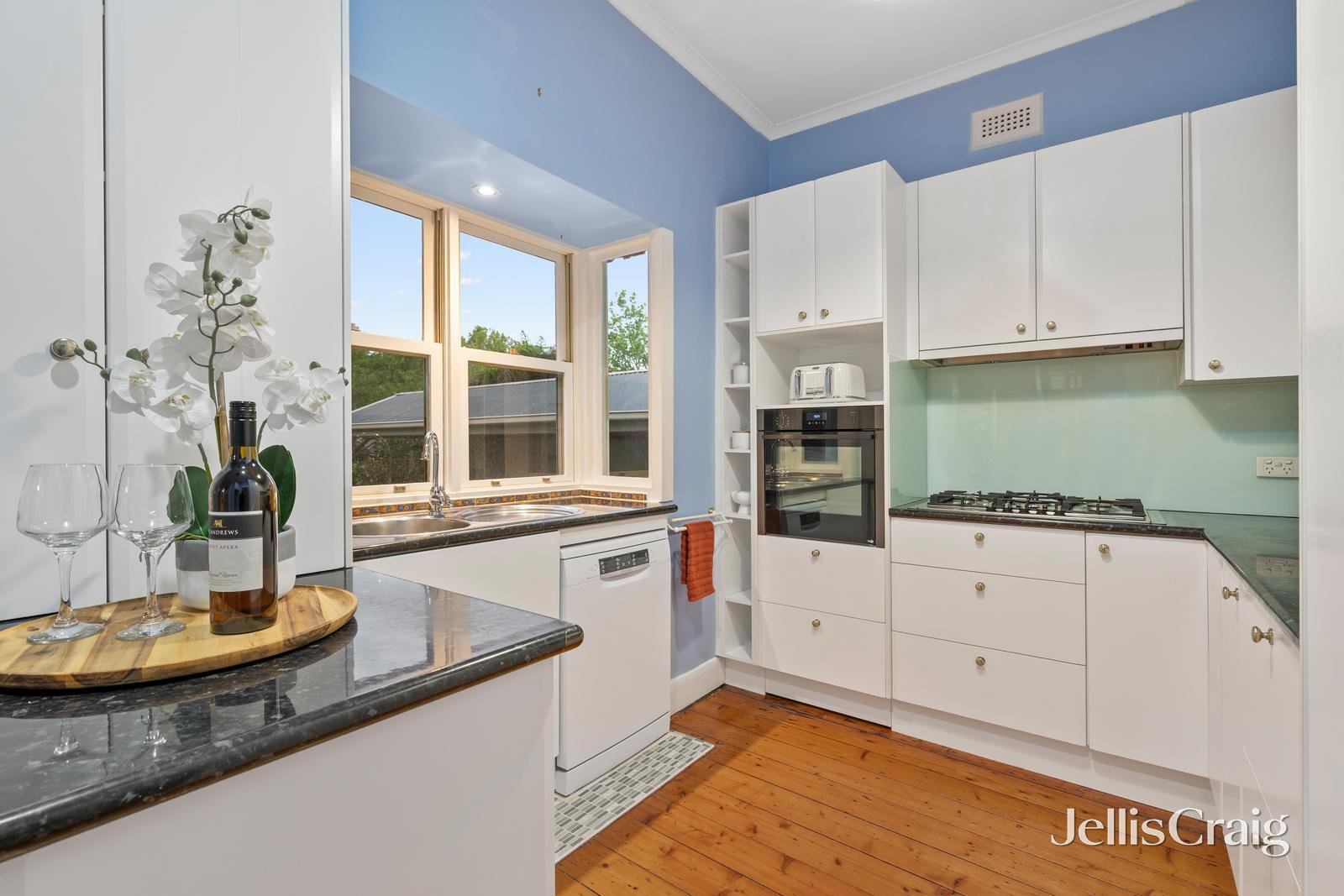 4 Barcelona Street, Box Hill image 4