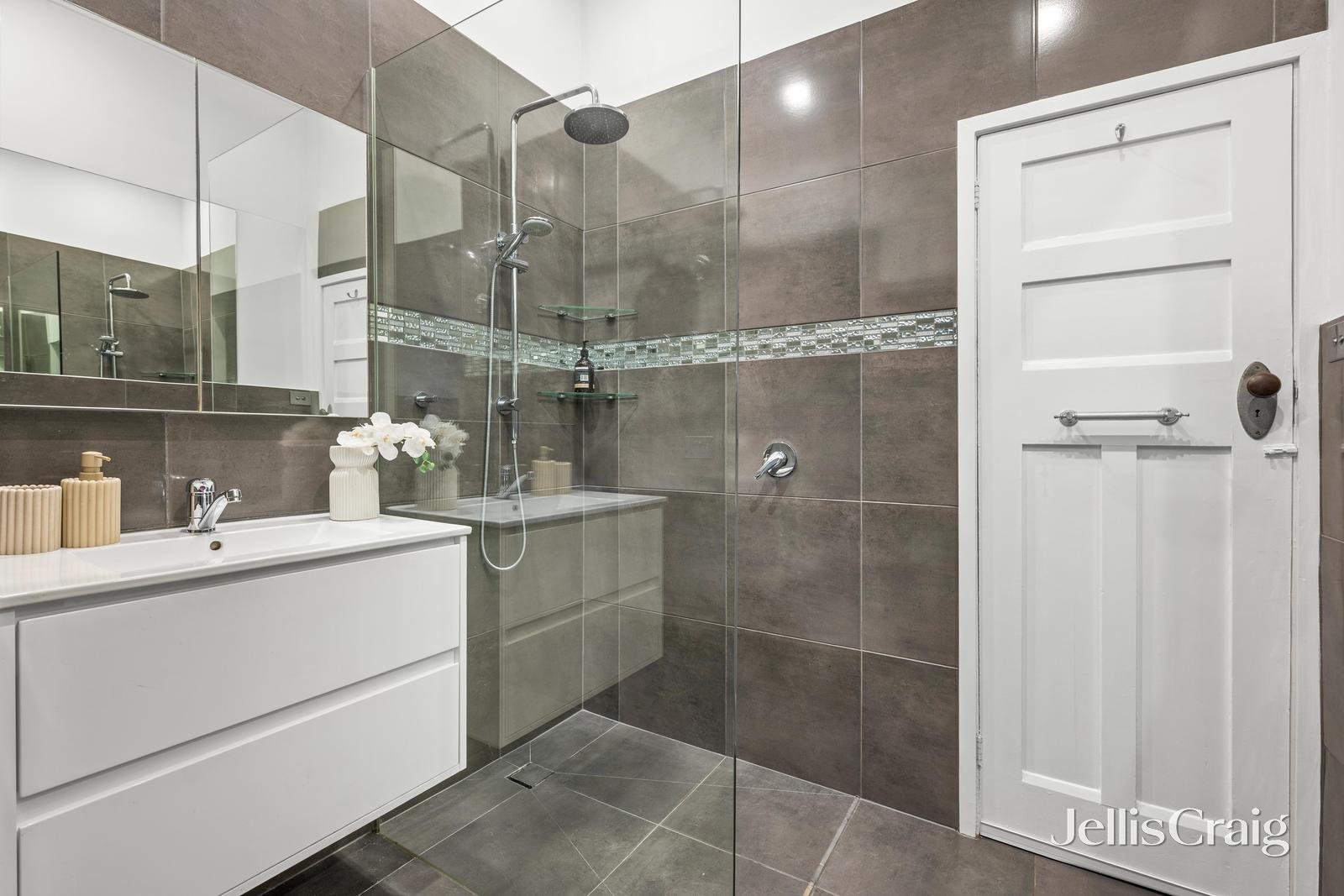 4 Barcelona Street, Box Hill image 7