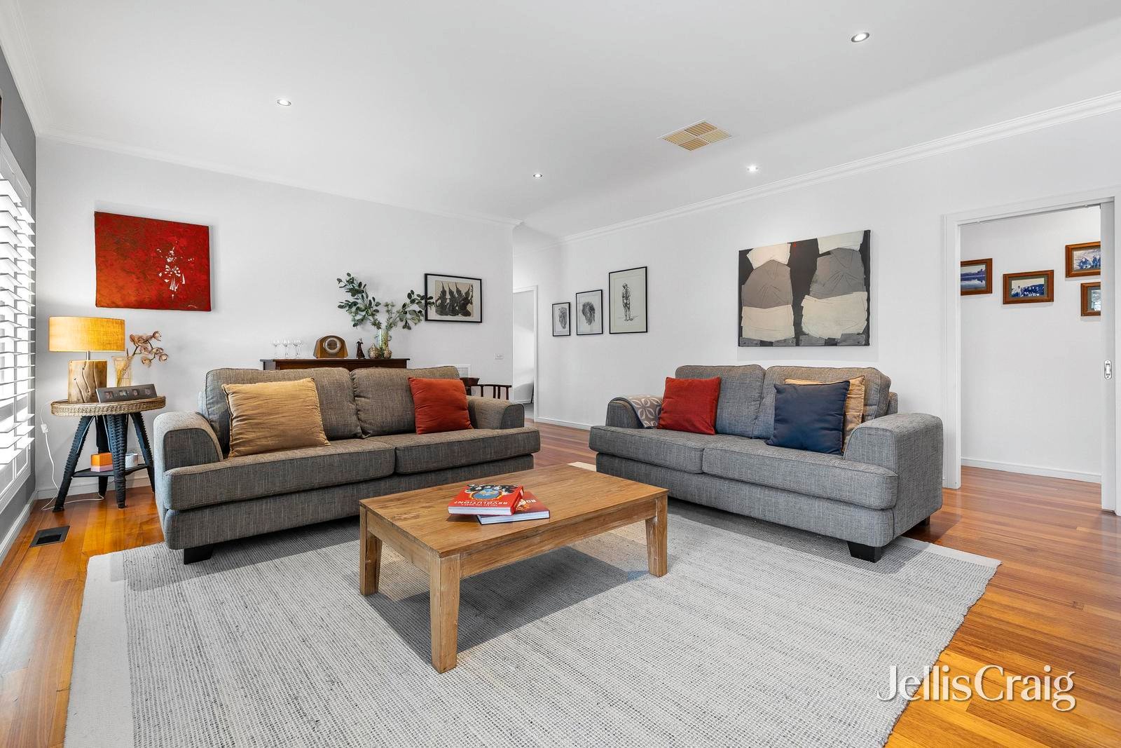 4 Bareena Court, Mornington image 2