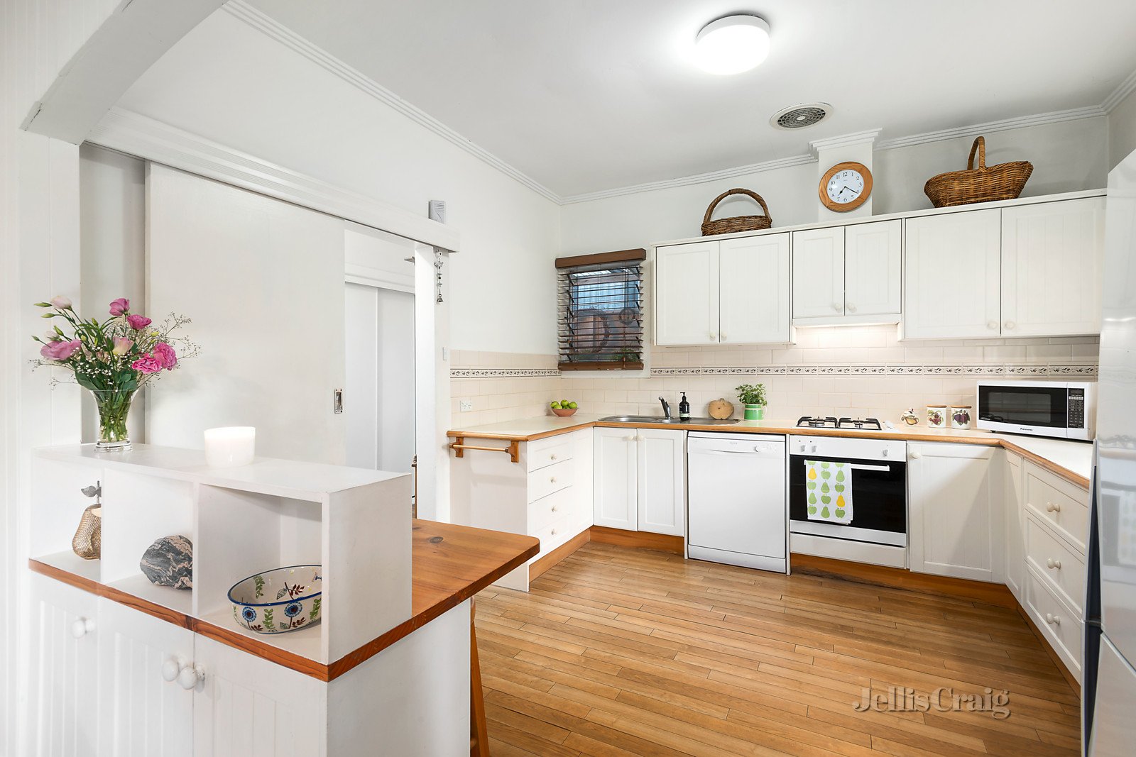 4 Batman Walk, Greensborough image 4