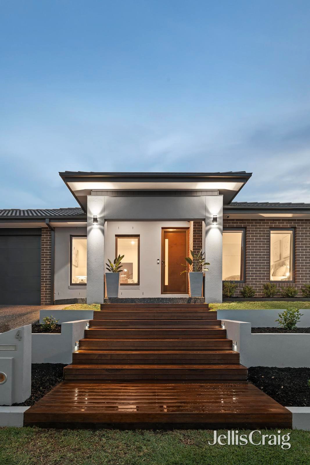 4 Beaumont Drive, Chirnside&nbsp;Park image 2