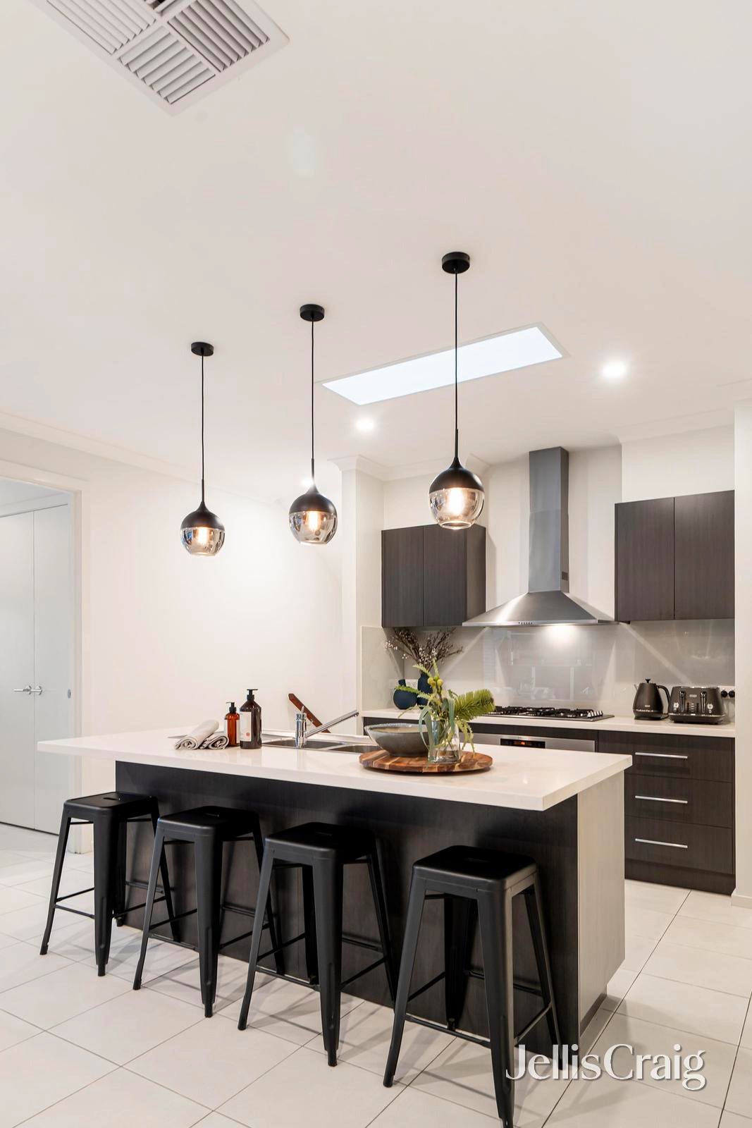 4 Beaumont Drive, Chirnside&nbsp;Park image 4