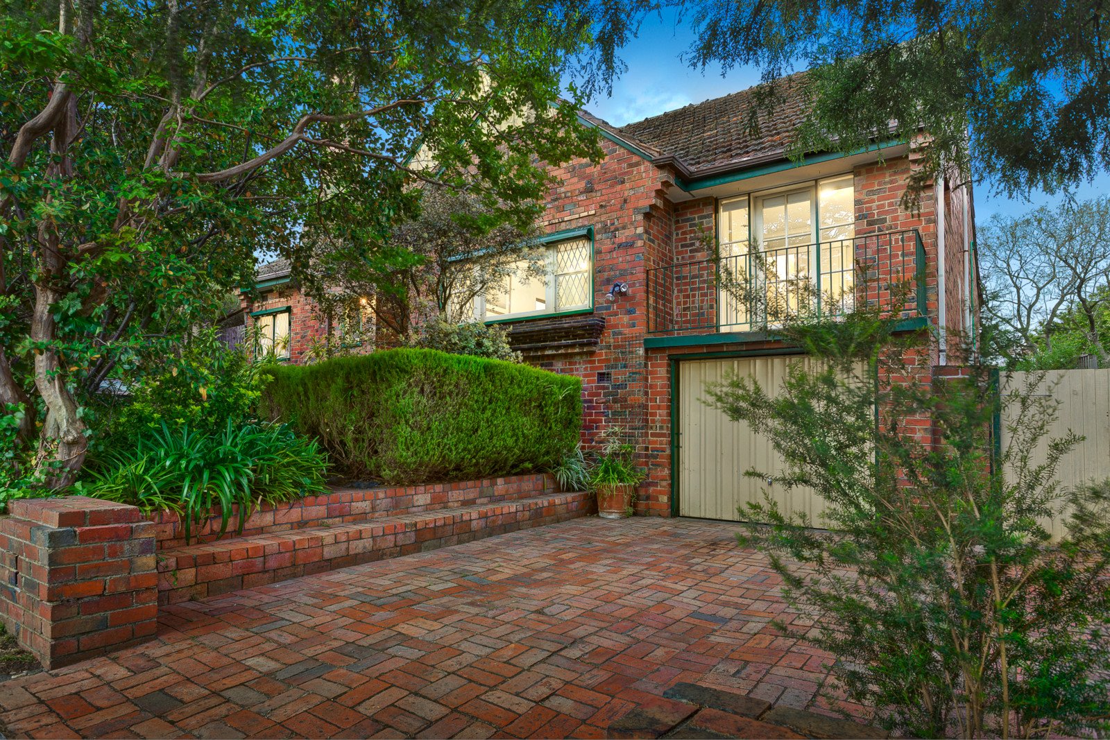 4 Beauview Parade, Ivanhoe East image 1
