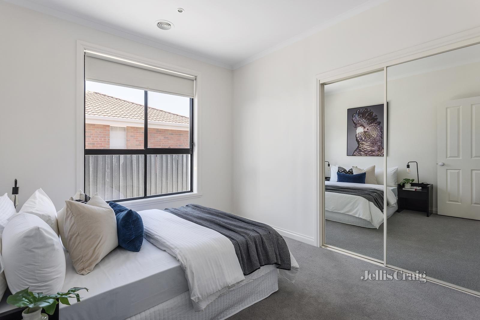 4 Becket Avenue, Bentleigh East image 9