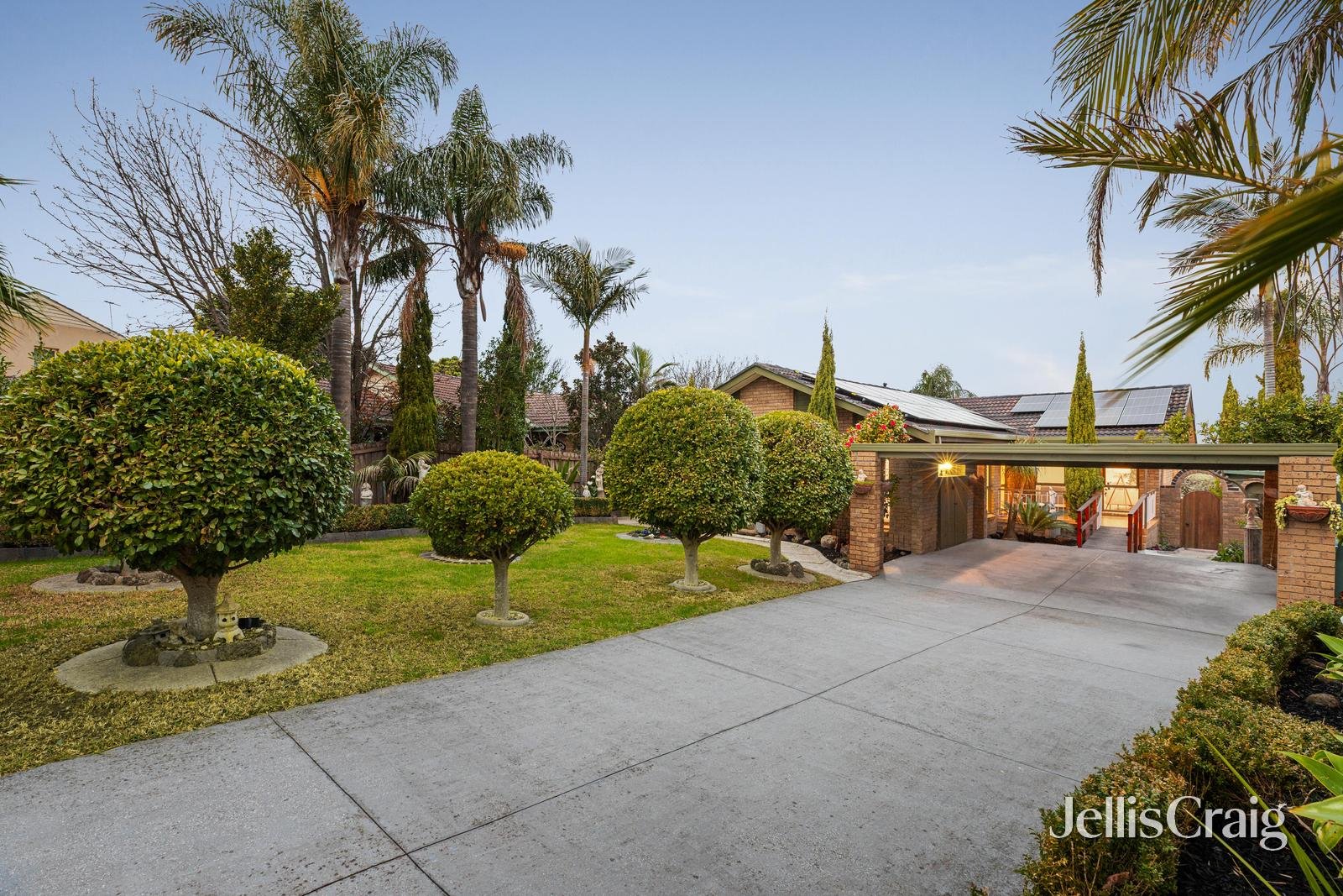 4 Beresford Close, Doncaster&nbsp;East image 2