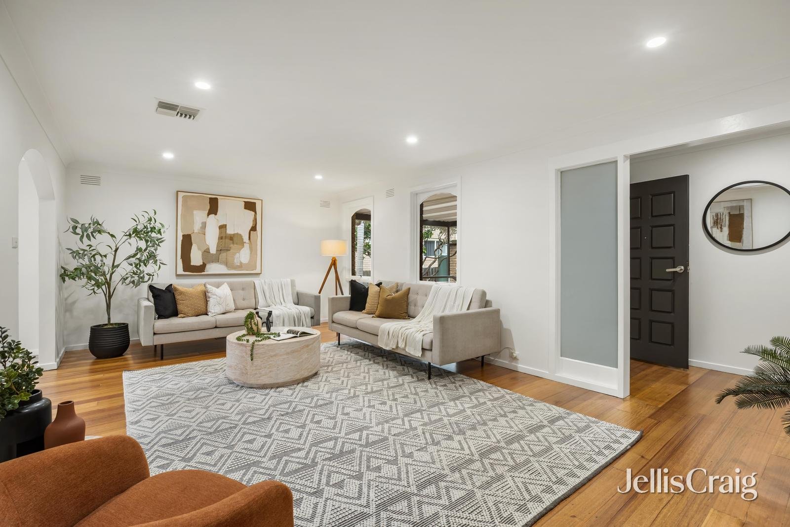 4 Beresford Close, Doncaster&nbsp;East image 3