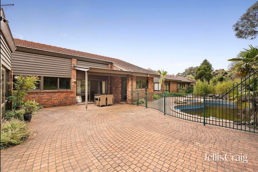 4 Berrima Road, Donvale image 8