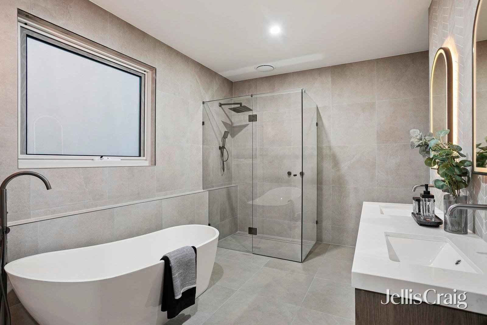 4 Bettina Street, Burwood East image 12