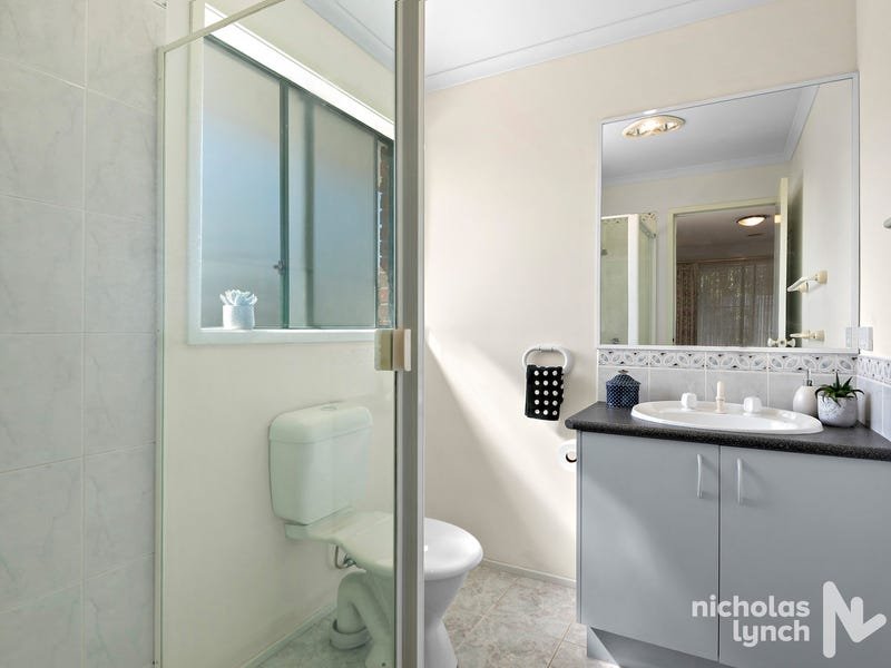Property Gallery Thumbnail 8