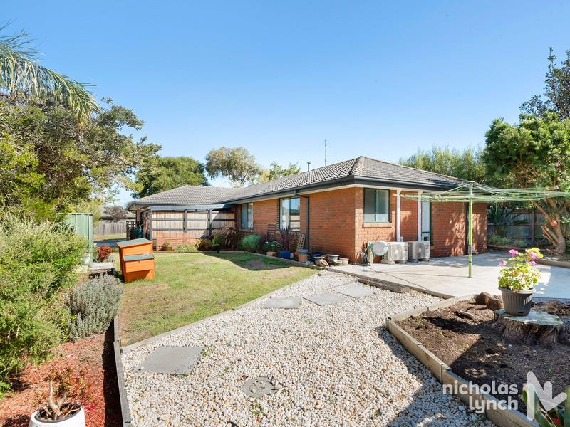 Property Gallery Thumbnail 11