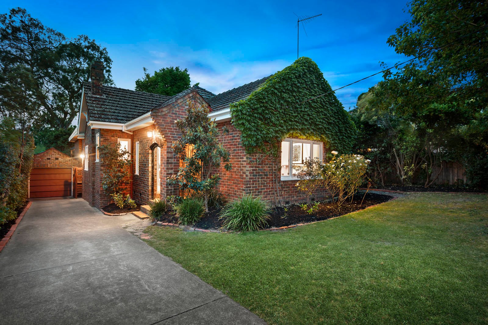 Property Gallery - Main Image