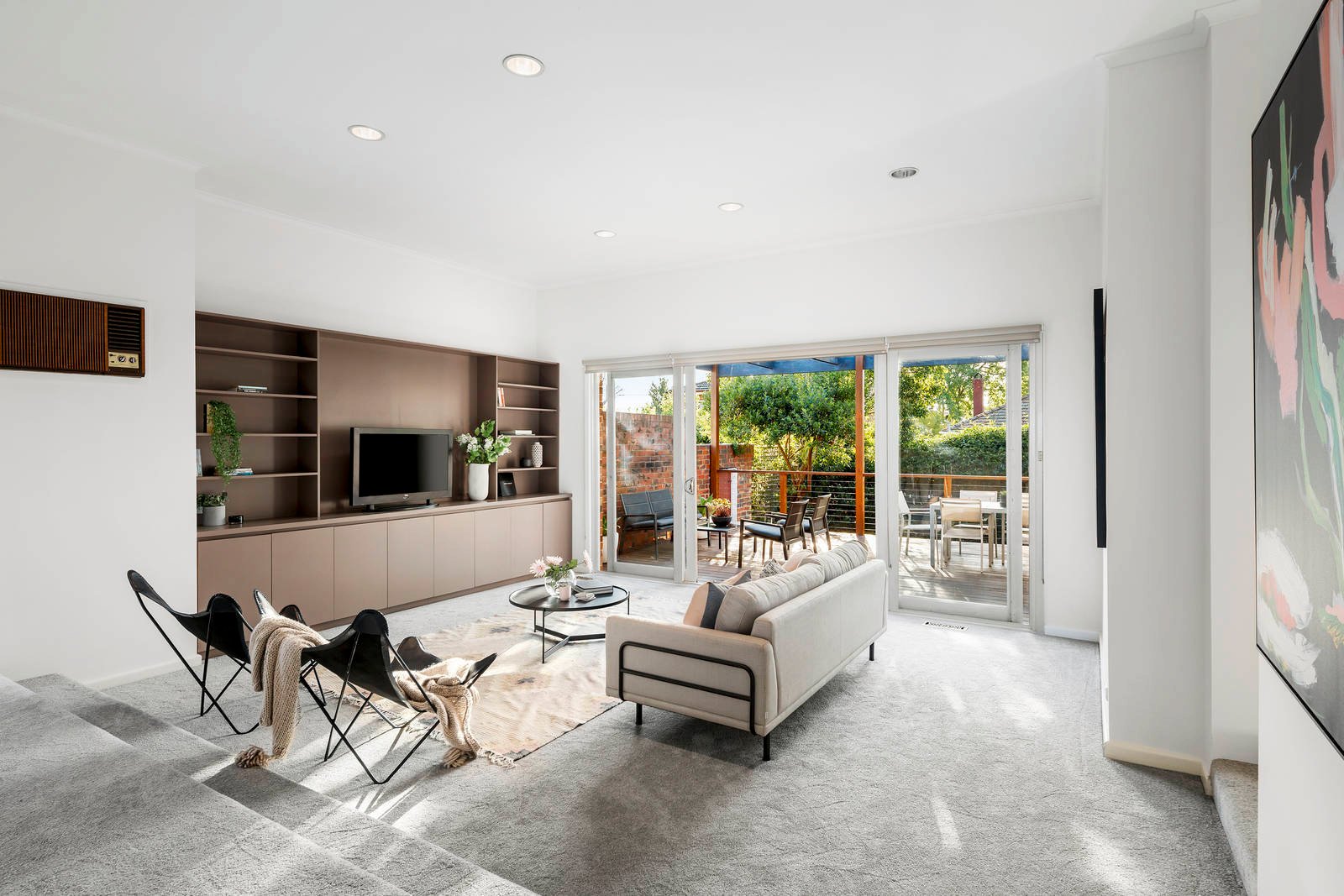 Property Gallery Thumbnail 3