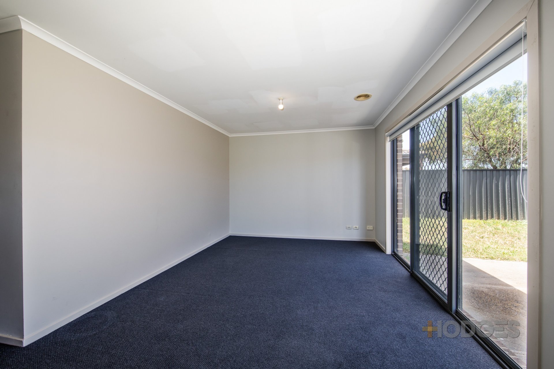 4 Billabong Crescent TARNEIT