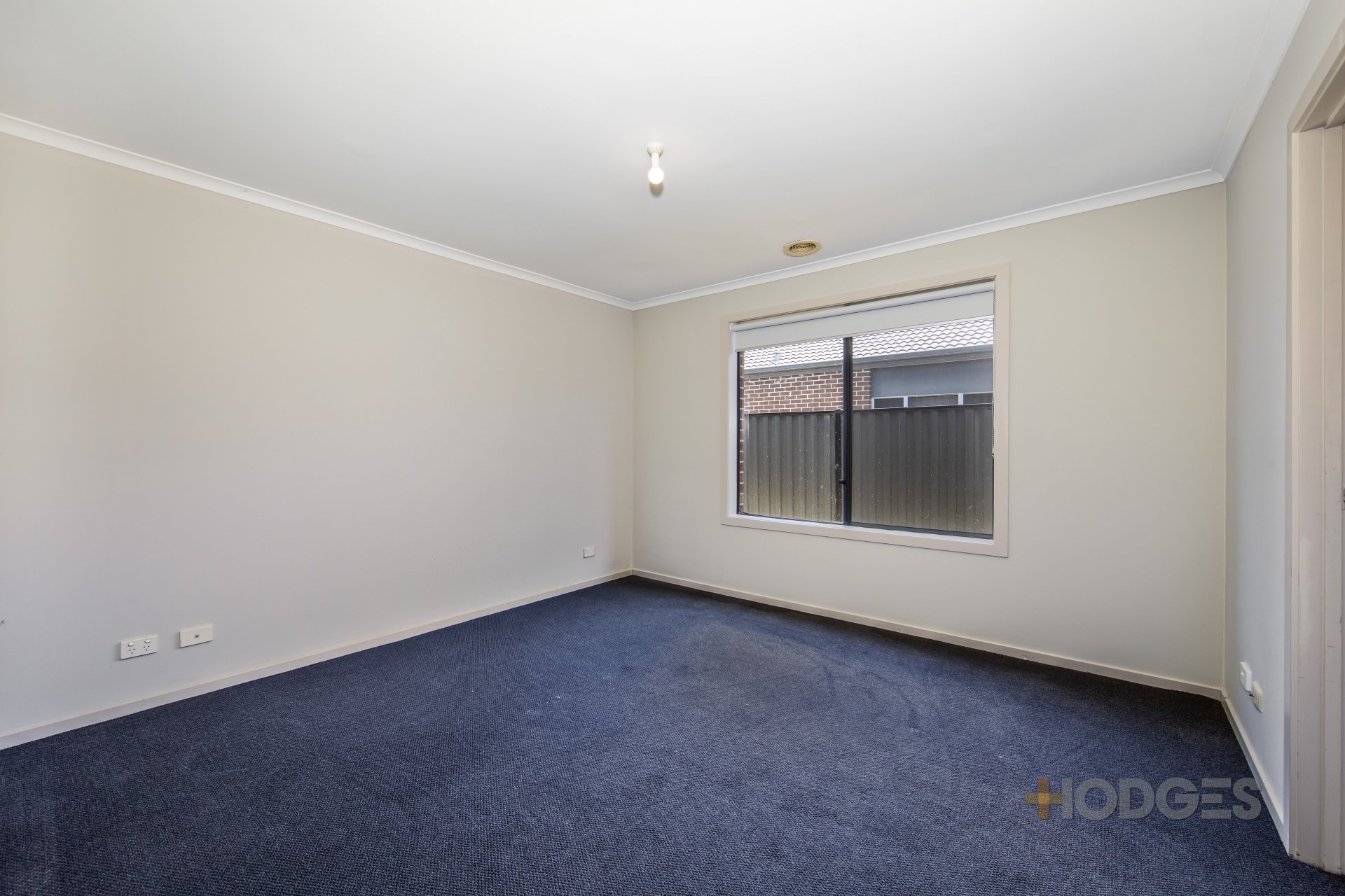 4 Billabong Crescent TARNEIT