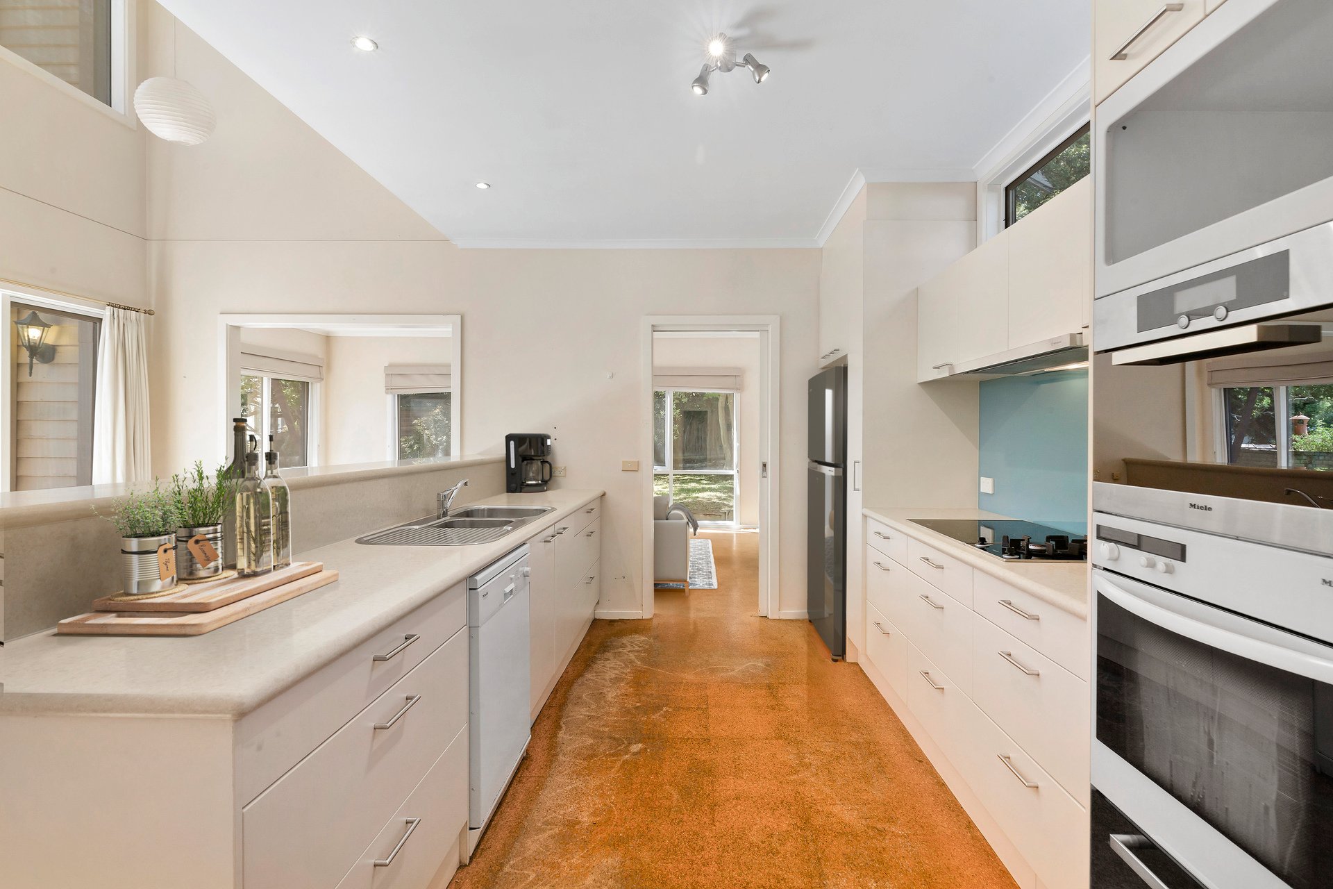 Property Gallery Thumbnail 4