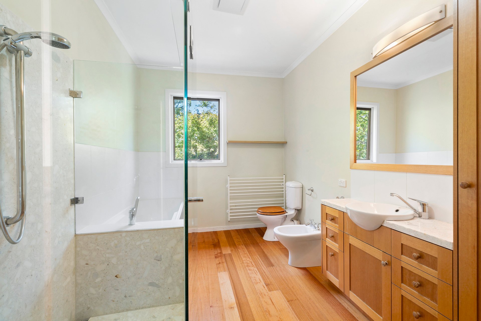 Property Gallery Thumbnail 8