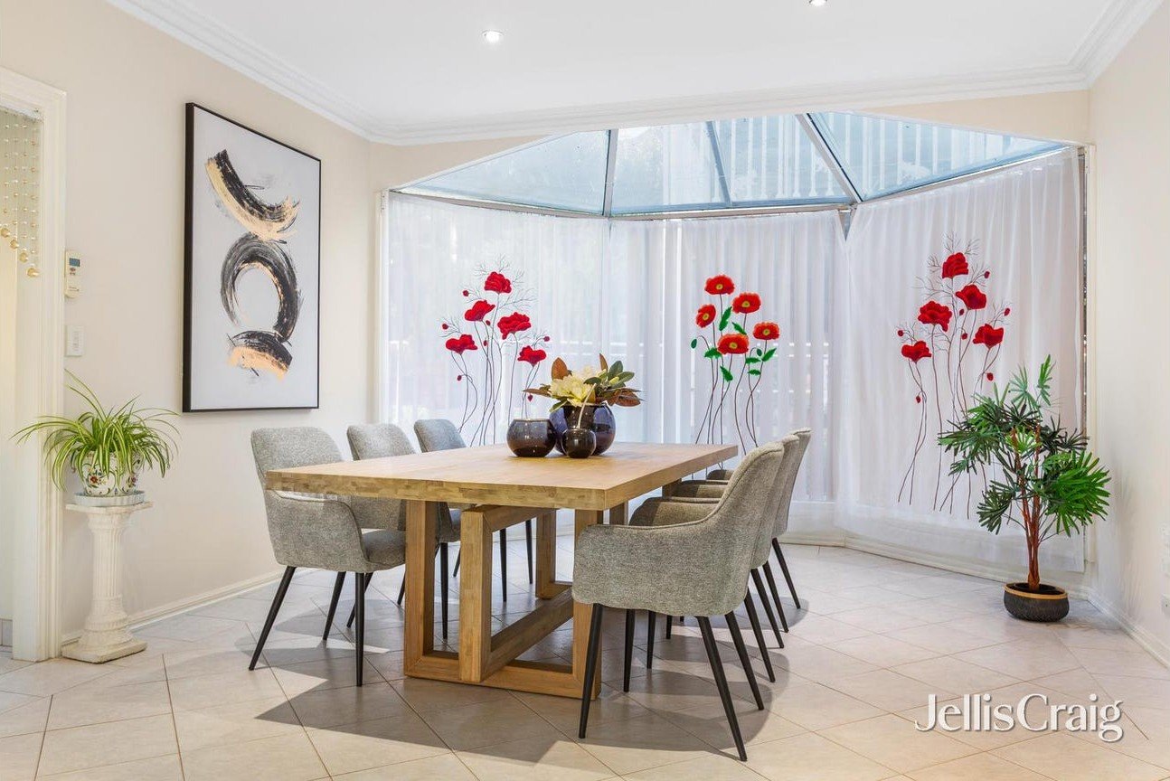 4 Blackbird Rise, Avondale&nbsp;Heights image 4