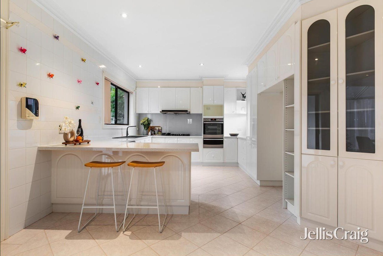 4 Blackbird Rise, Avondale&nbsp;Heights image 2