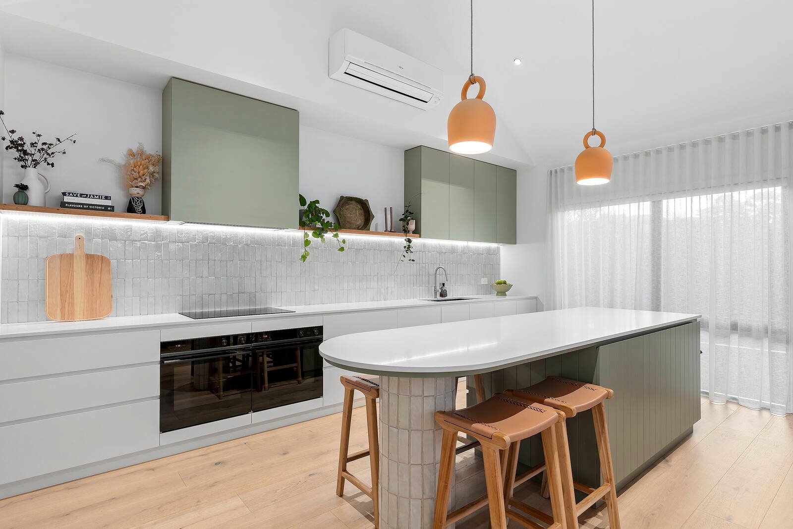 Property Gallery Thumbnail 6