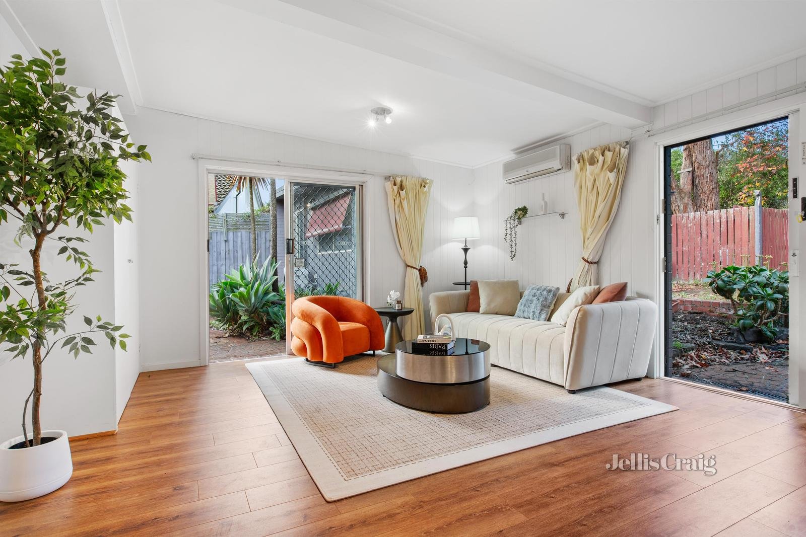 4 Bond Street, Mount Waverley image 7