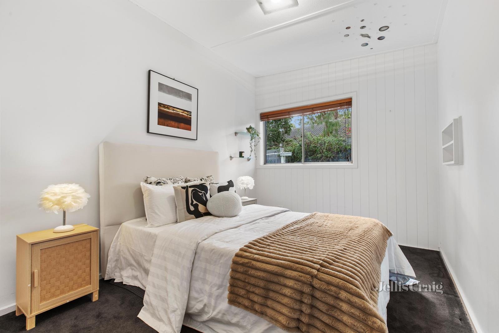4 Bond Street, Mount Waverley image 11