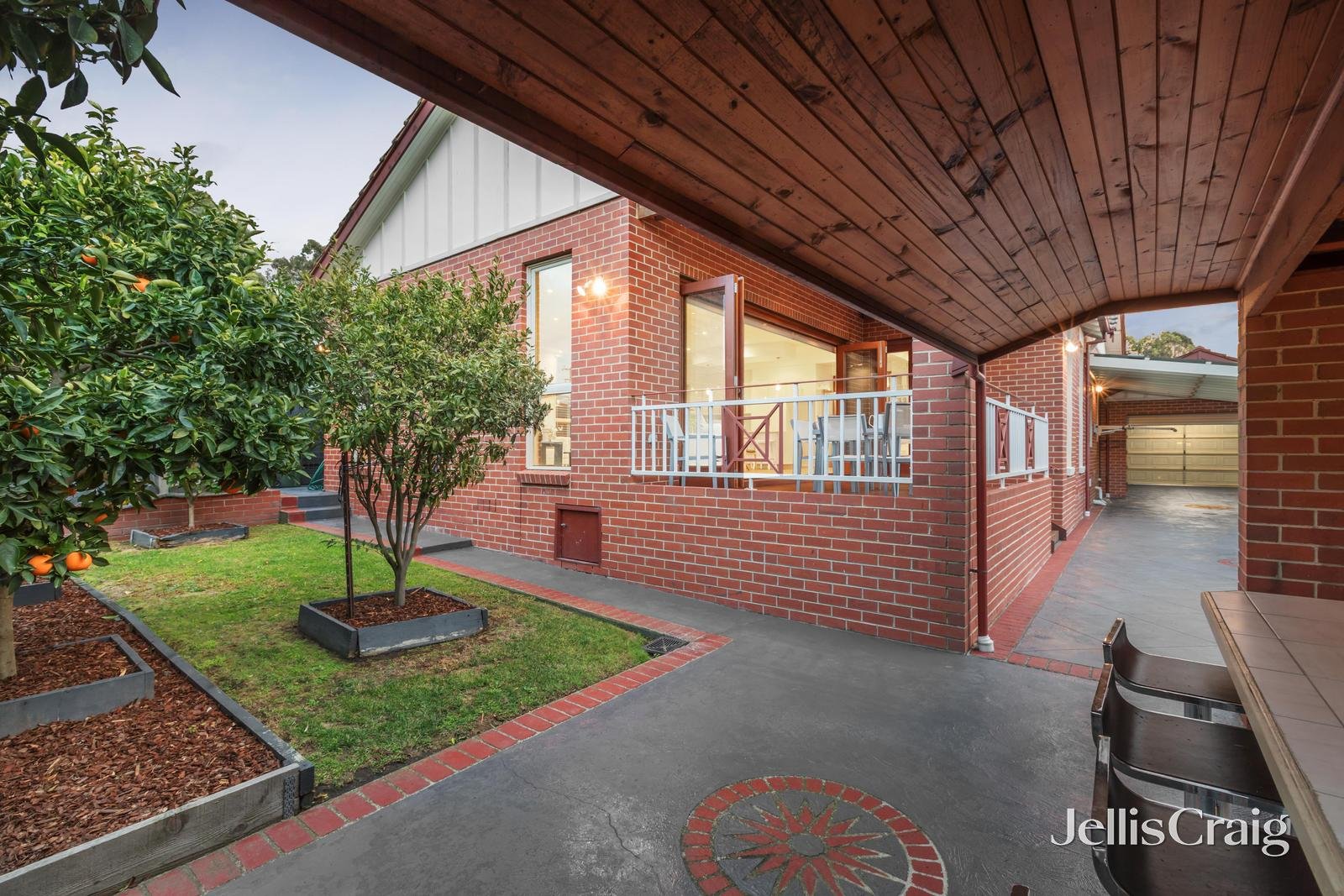 4 Boorool Road, Kew East image 8