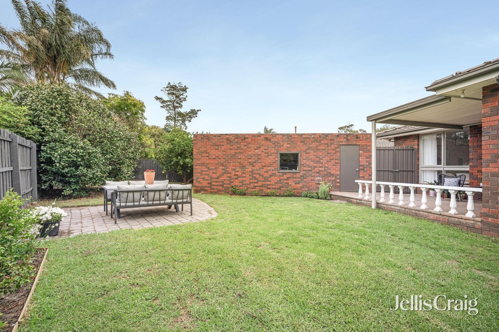 4 Bowen Court, Mentone image 11