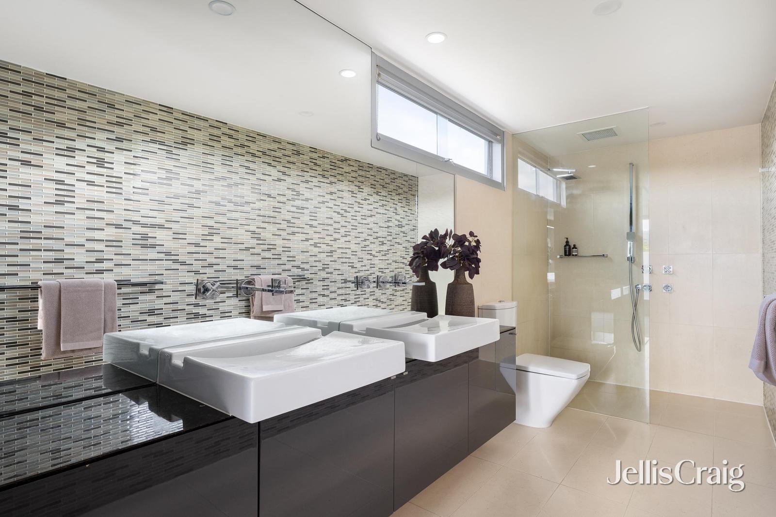 4 Bowen Street, Hawthorn image 6