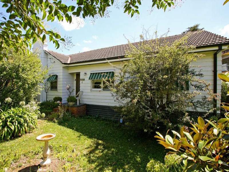 4 Box Hill Crescent, Mont Albert North image 3