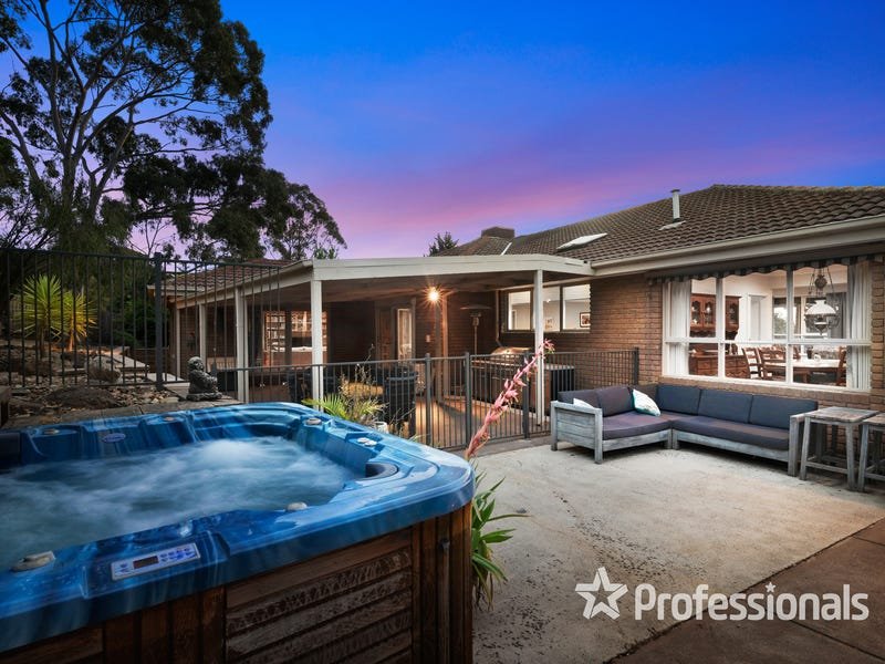 4 Boyd Close, Mooroolbark image 21