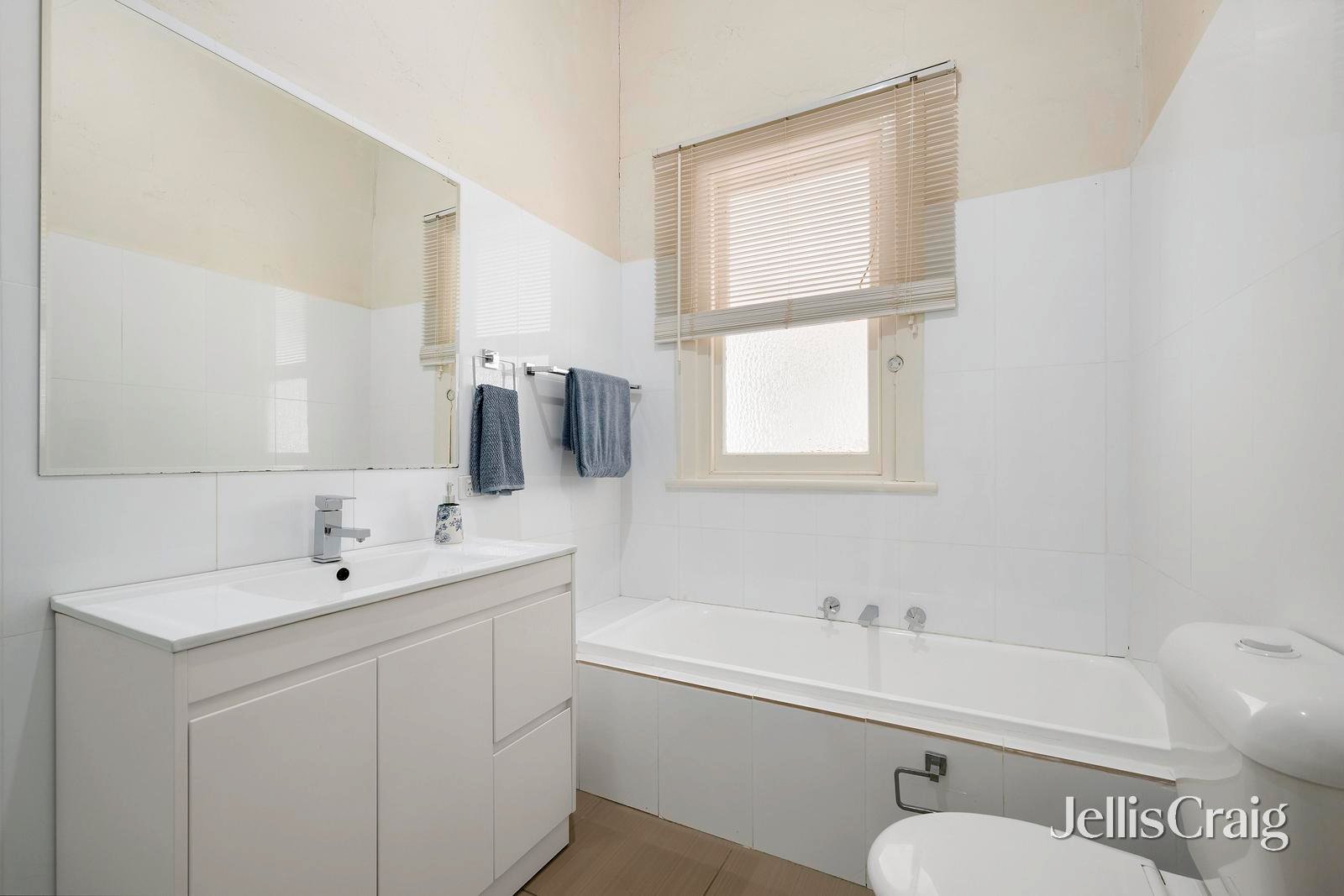 4 Bradman Avenue, Mount&nbsp;Evelyn image 11