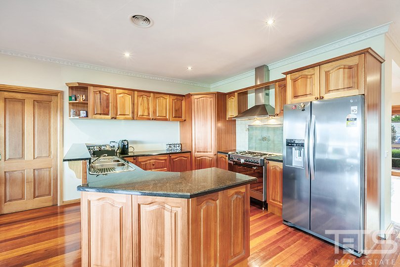 4 Bramshaw Crescent, Hillside image 4